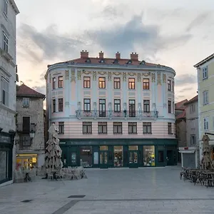4* Hotell Square Heritage