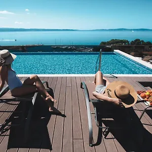 4* Hotell Marvie & Health